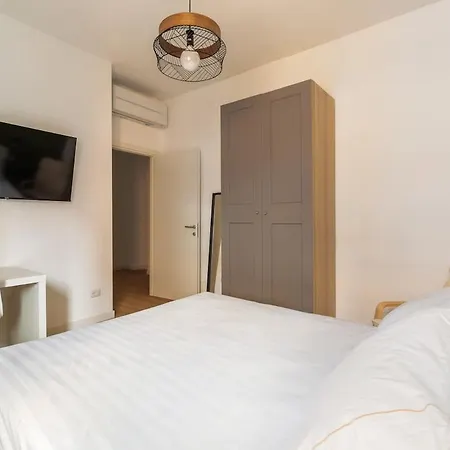 Design Apartment, Near Tiburtina Station * Řím
