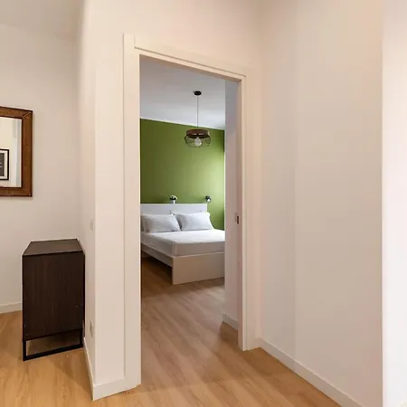 Design Apartment, Near Tiburtina Station Apartmán