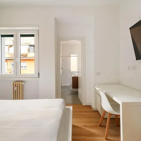 Design Apartment, Near Tiburtina Station Apartment *