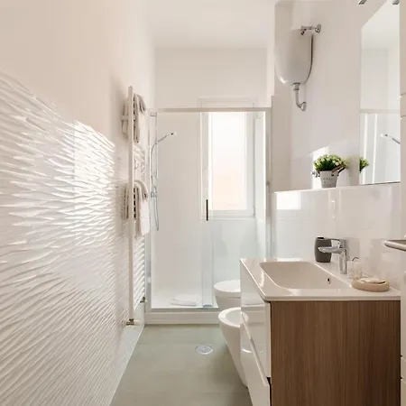 Design Apartment, Near Tiburtina Station * Řím